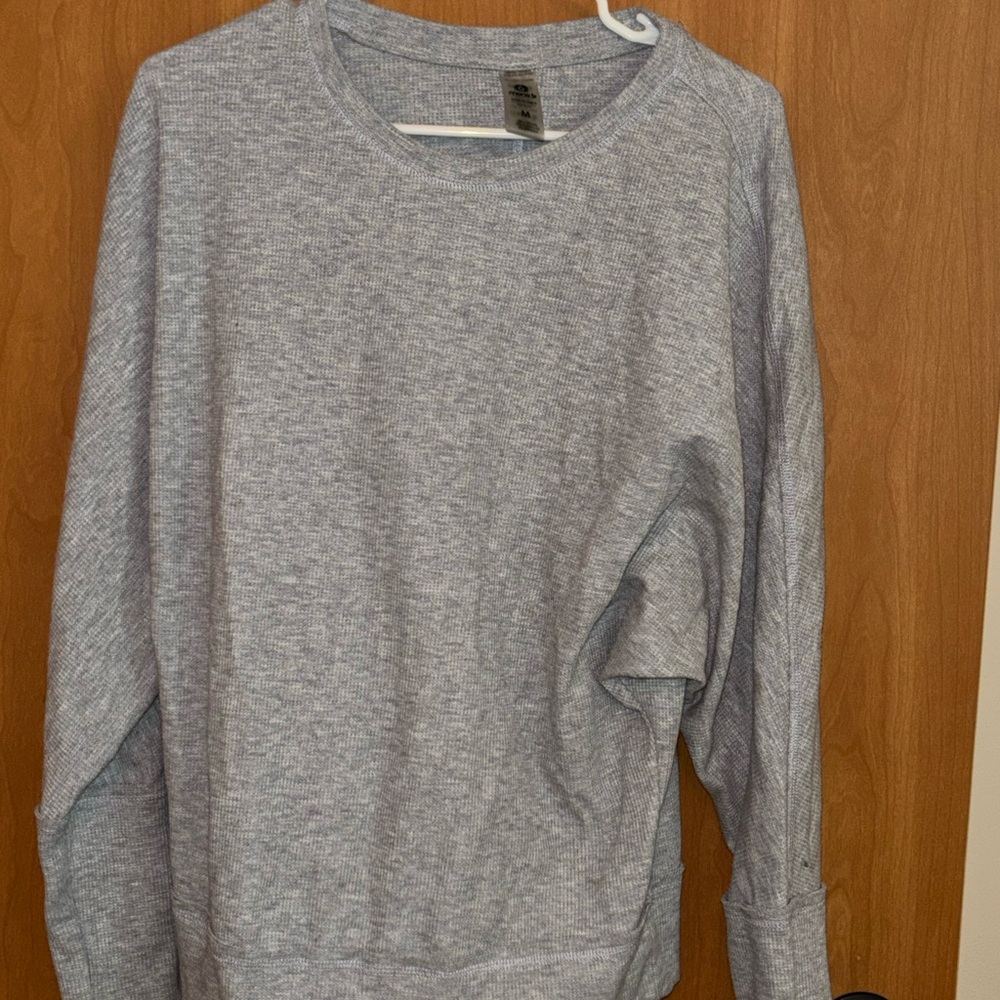 Mono B Heather Gray Knit Top